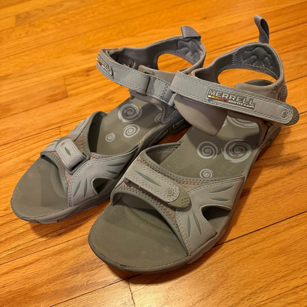 Merrell Light Gray Adjustable Outdoor Sandals